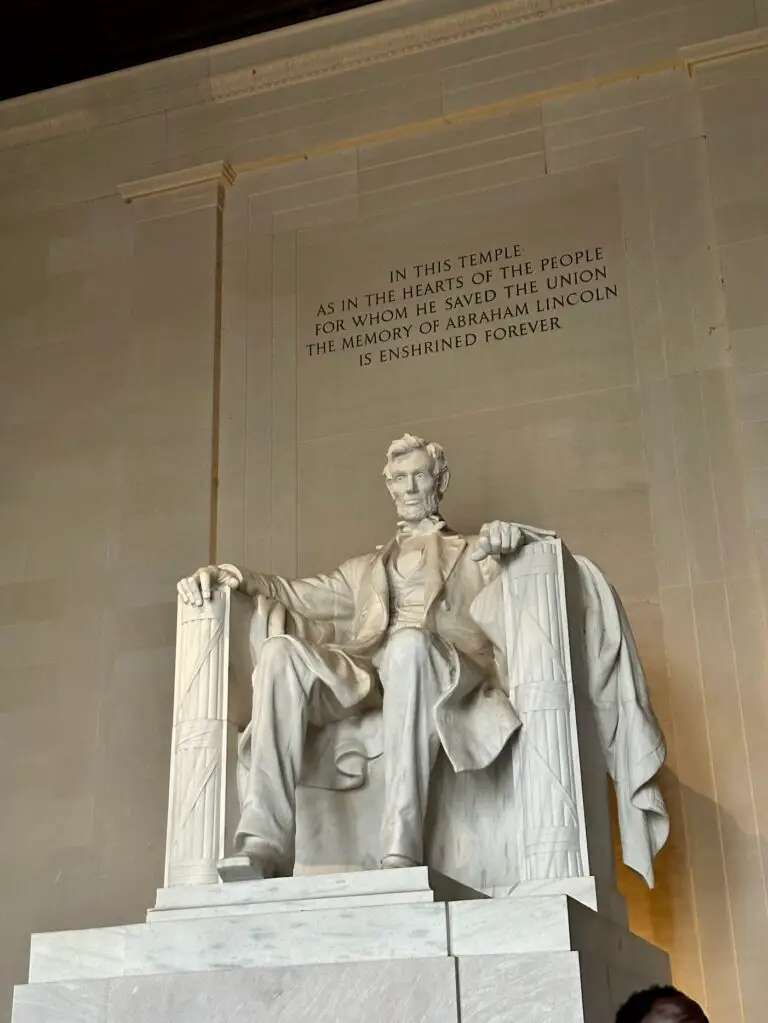 lincoln-memorial