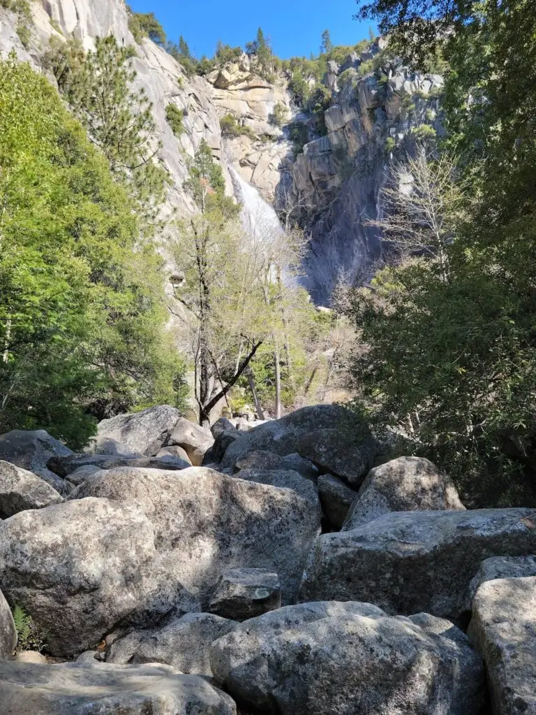 Rocks to climb on the Cascade Glad trail